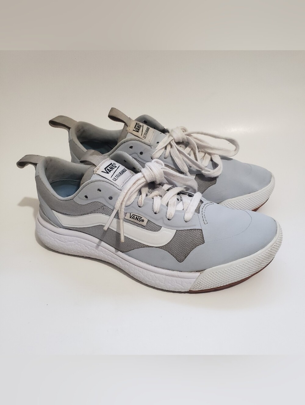 Vans UltraRange EXO Gray White Gum Shoes Mens 5.5 Womens 7 Sneakers 721356 Kep